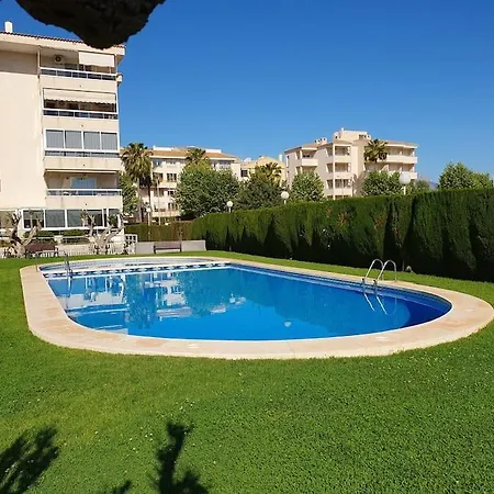 Lys Og Trivelig Sentralt I Albir 아파트
